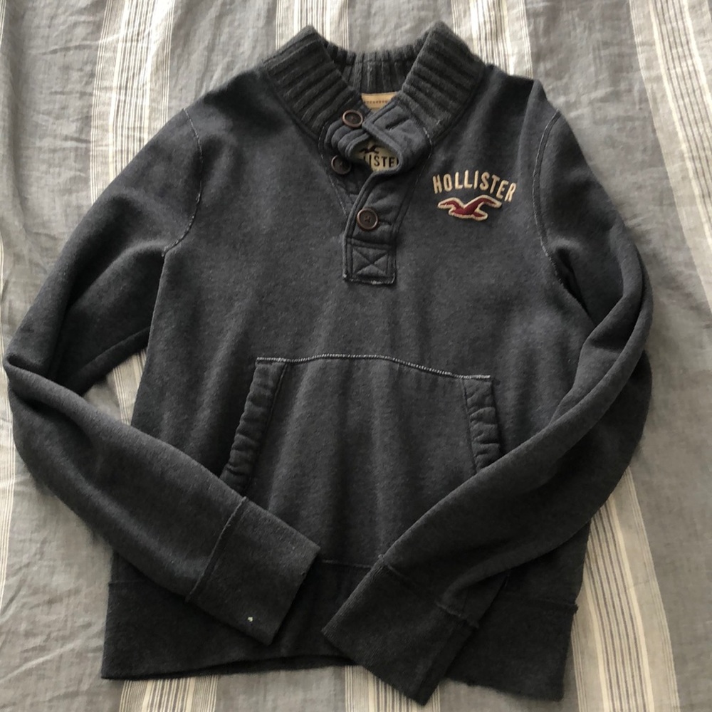 Grey Hollister sweater